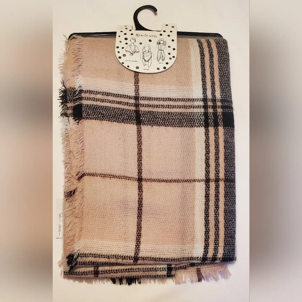 Scarf Wrap Blanket Plaid Cream Black Light Pink Winter Fall Cozy NWT